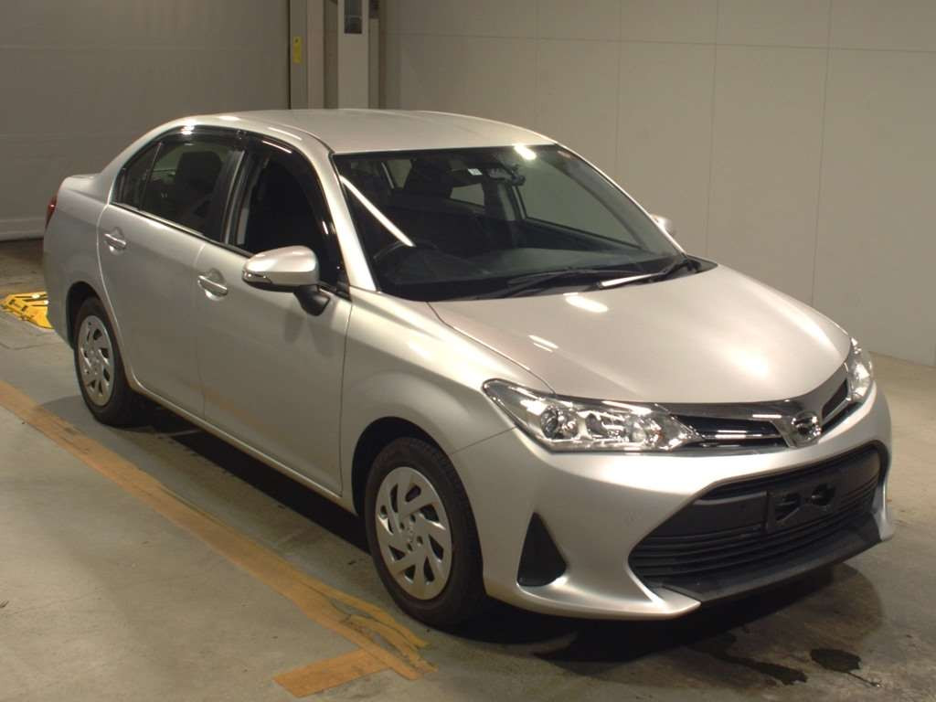 2019 Toyota Corolla Axio NRE161[2]