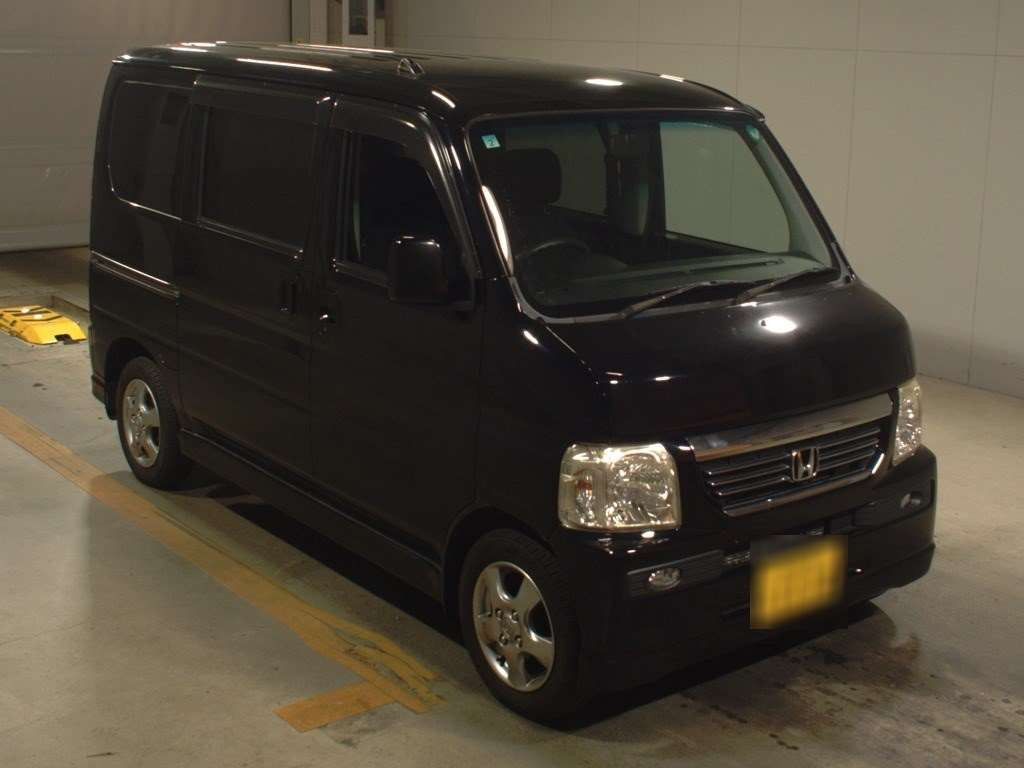 2010 Honda Vamos HM1[2]