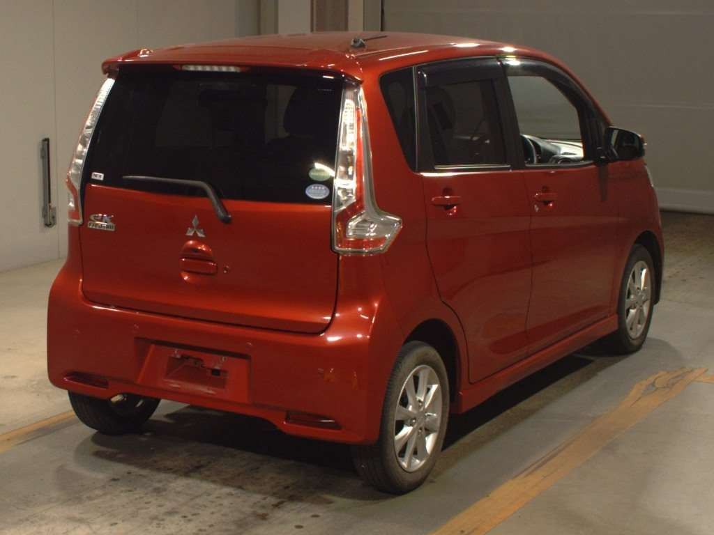 2019 Mitsubishi ek Custom B11W[1]