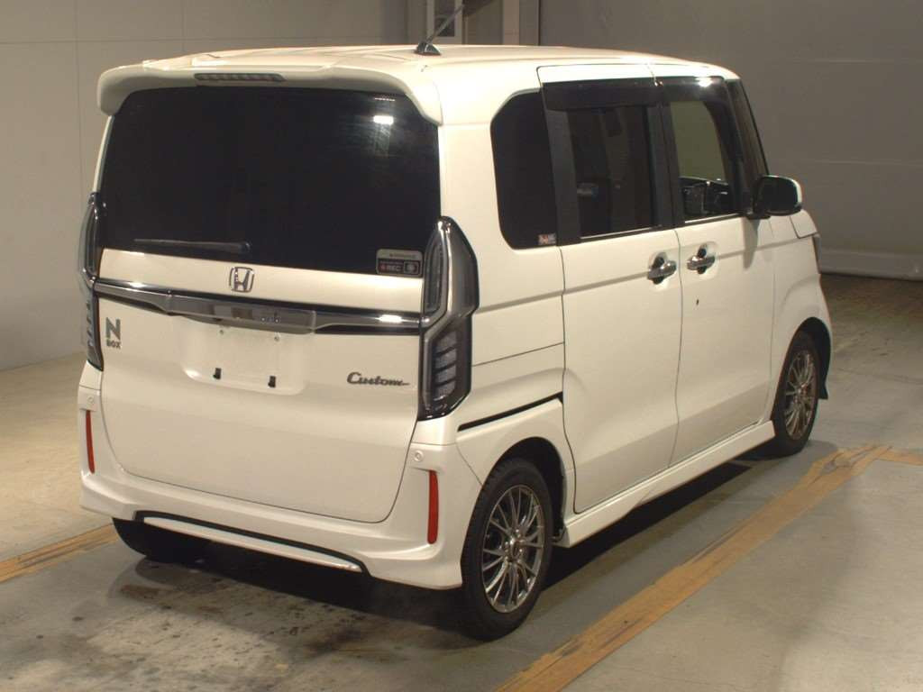 2019 Honda N-BOX CUSTOM JF3[1]