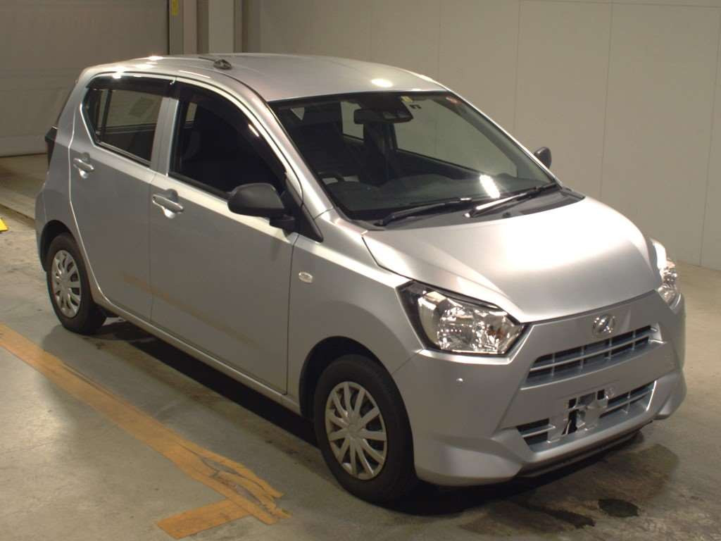 2019 Daihatsu Mira es LA350S[2]