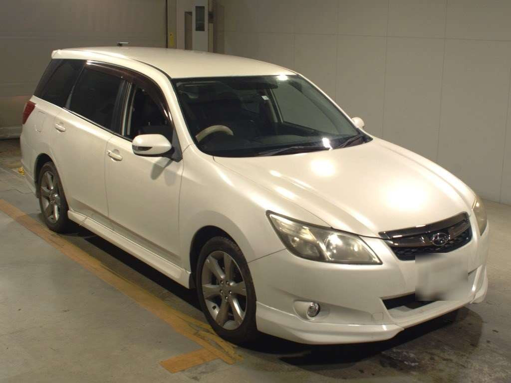 2012 Subaru Exiga YA4[2]