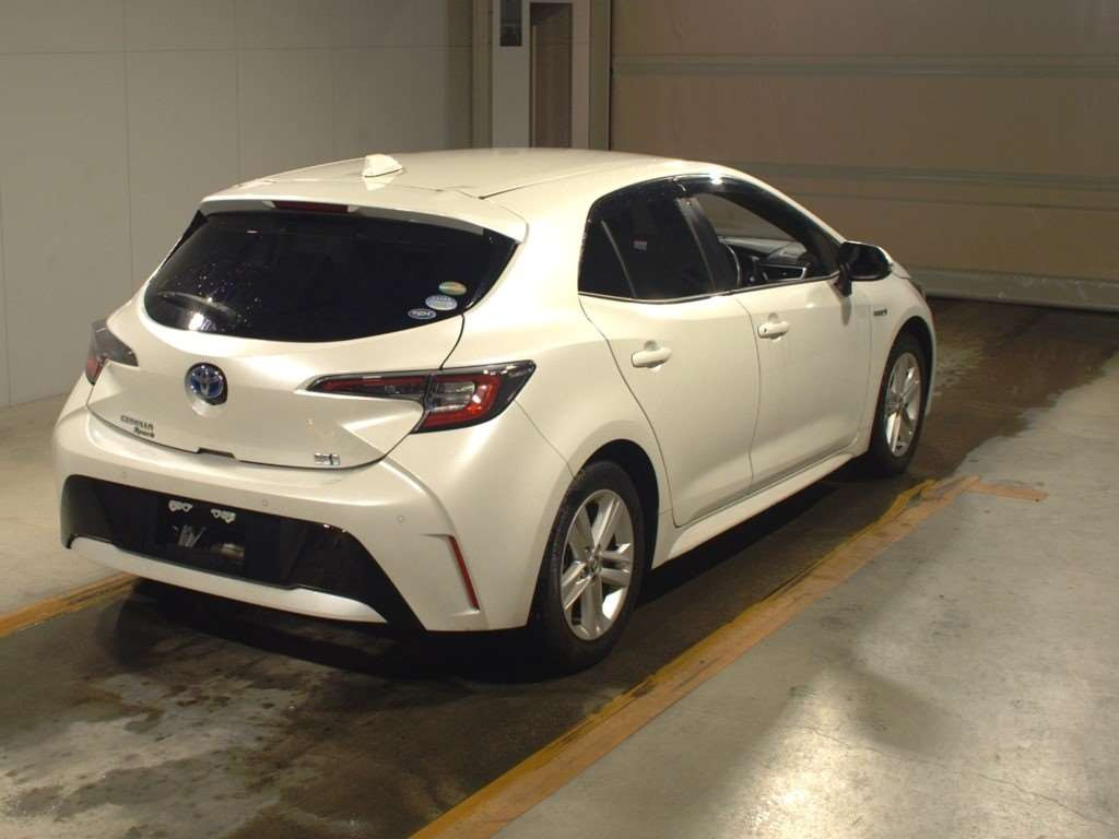 2019 Toyota Corolla Sports ZWE211H[1]