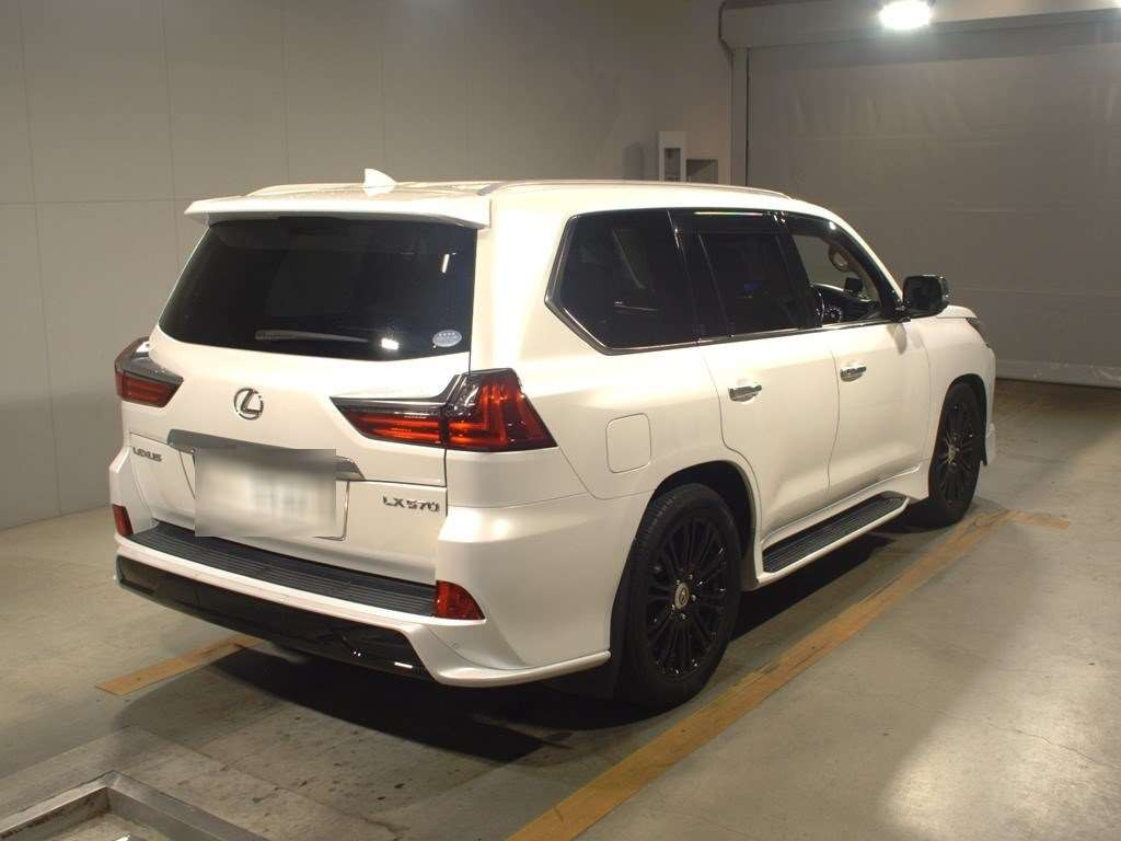 2018 Lexus LX URJ201W[1]