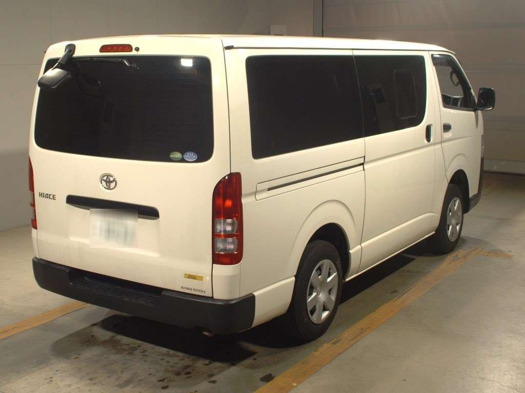 2018 Toyota Hiace Van TRH200V[1]