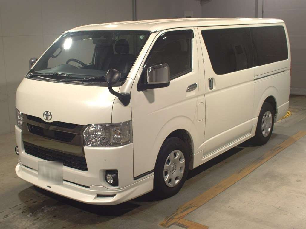 2020 Toyota Hiace Van GDH201V[0]