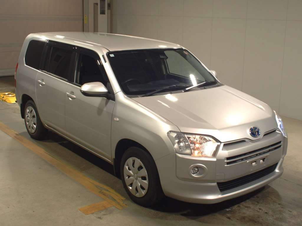 2020 Toyota Succeed NHP160V[2]