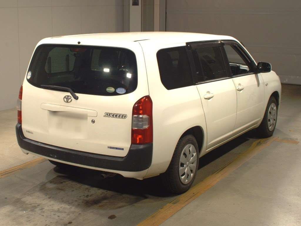 2017 Toyota Succeed NCP160V[1]