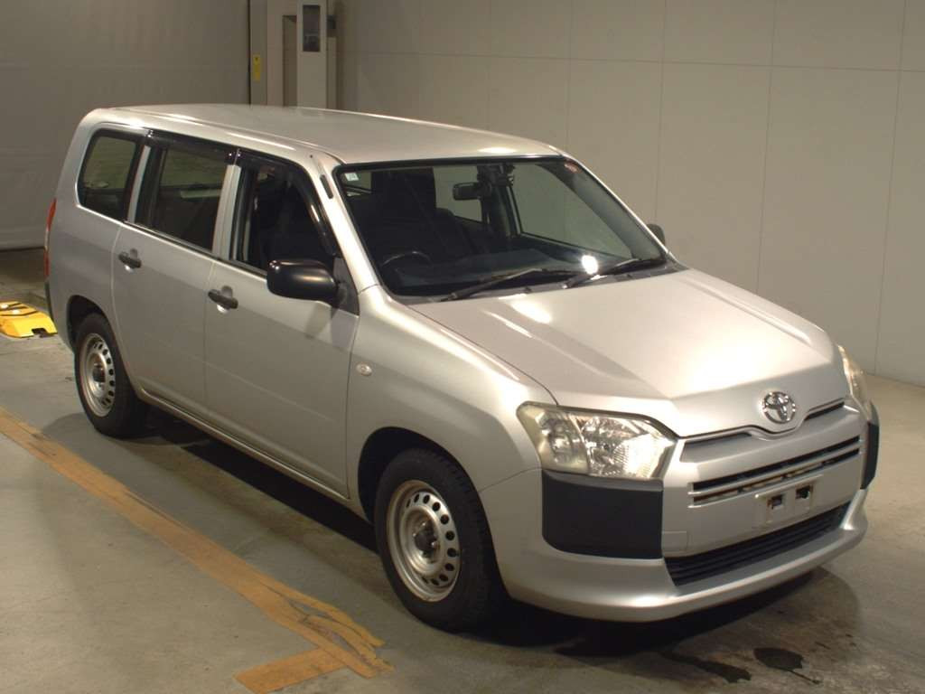 2015 Toyota Succeed NCP160V[2]