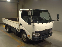 2017 Toyota Dyna Truck