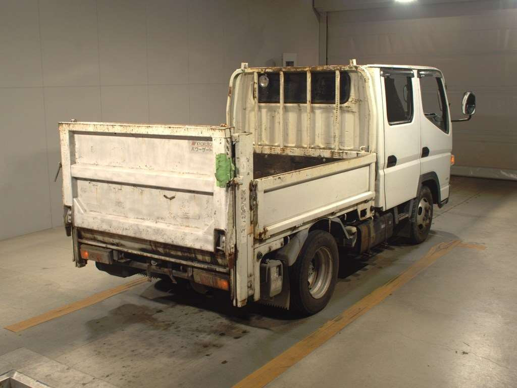 2011 Mitsubishi Fuso Canter FBA20[1]