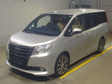 2015 Toyota Noah