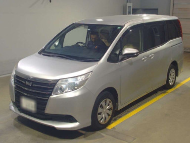 2015 Toyota Noah