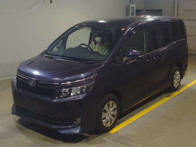 2014 Toyota Voxy