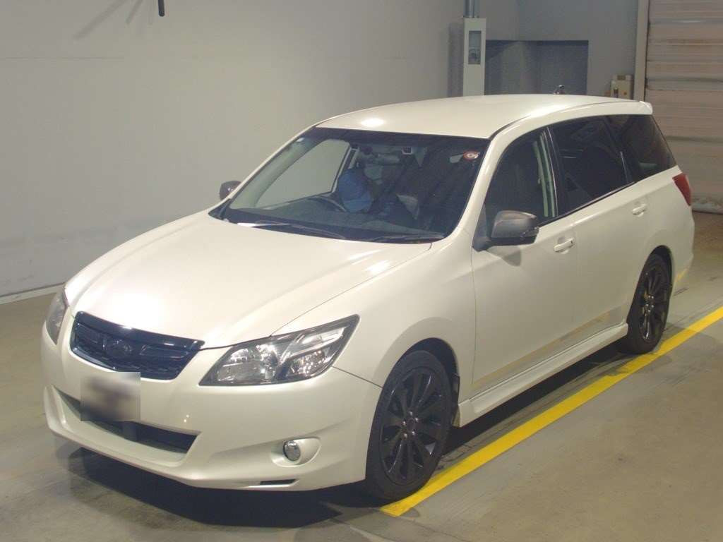 2014 Subaru Exiga YAM[0]