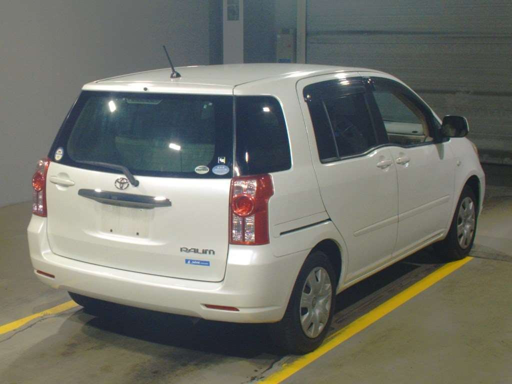 2009 Toyota Raum NCZ20[1]