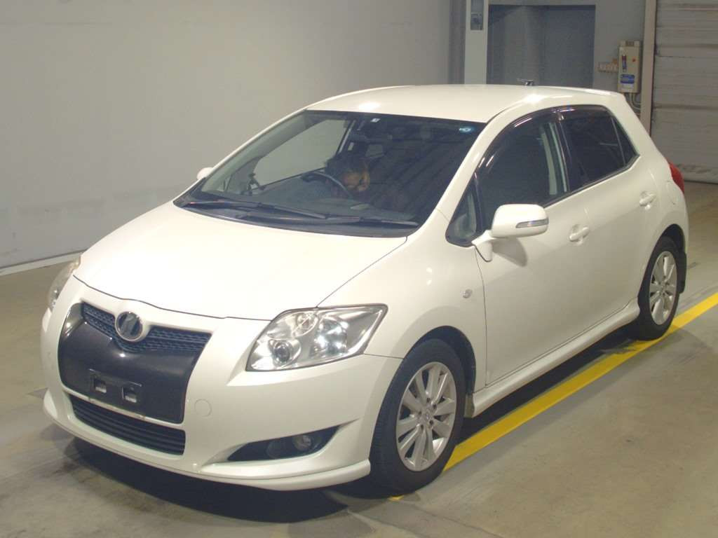 2007 Toyota Auris ZRE152H[0]