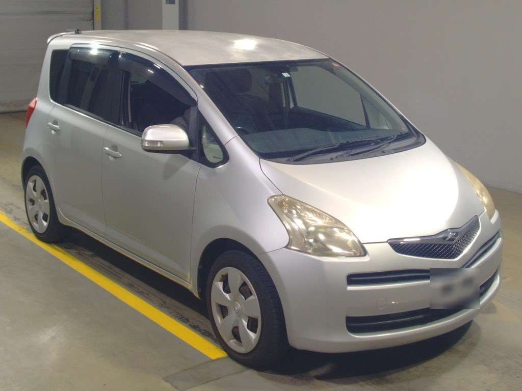 2005 Toyota Ractis NCP100[2]