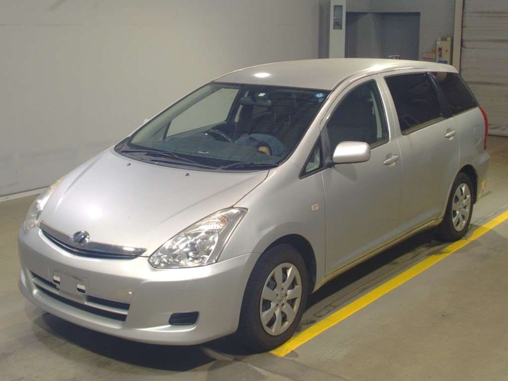 2005 Toyota Wish ZNE10G[0]