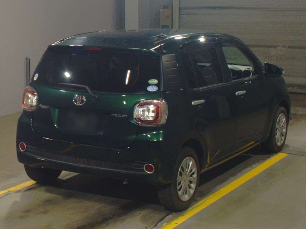 2017 Toyota Passo M700A[1]