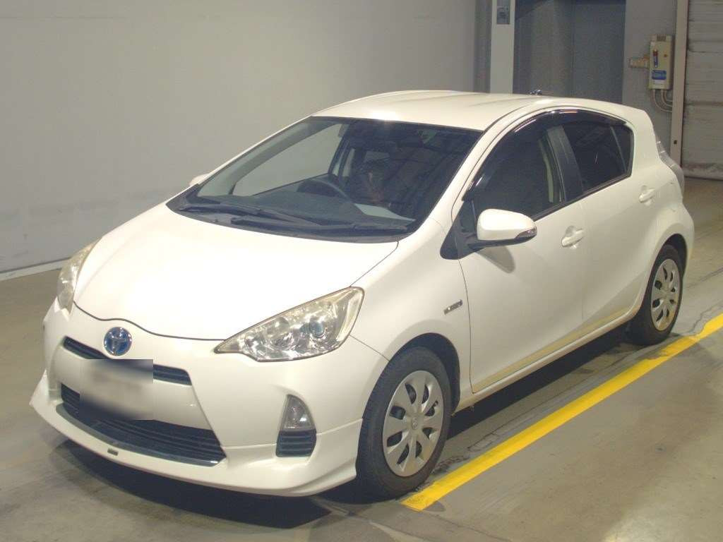 2014 Toyota Aqua NHP10[0]