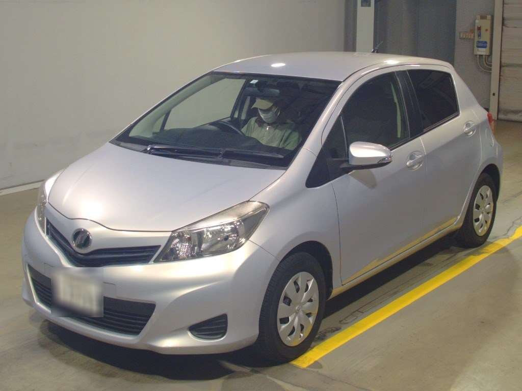 2012 Toyota Vitz NSP130[0]