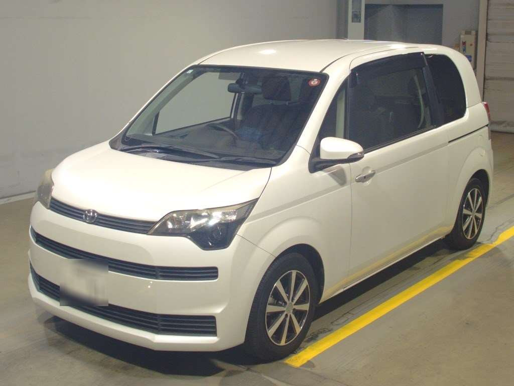 2013 Toyota Spade NCP141[0]