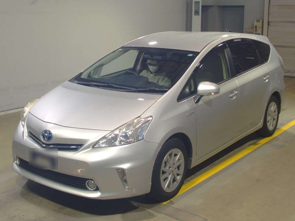 2012 Toyota Prius alpha ZVW41W[0]