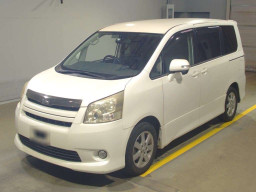 2009 Toyota Noah