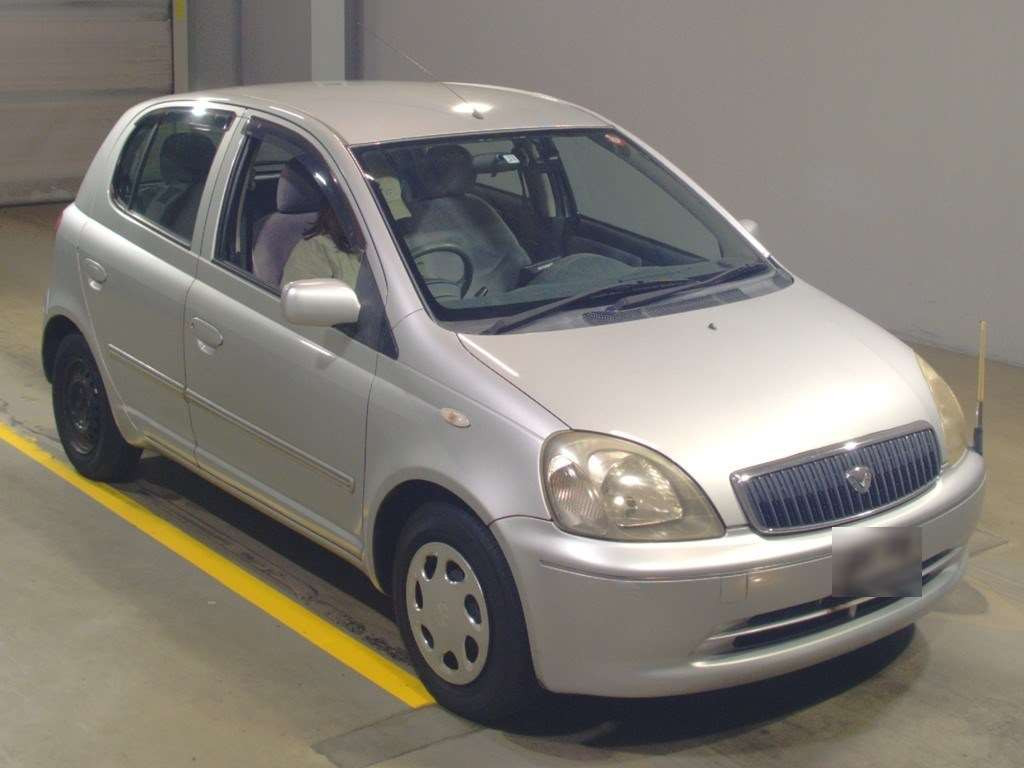 1999 Toyota Vitz NCP10[2]