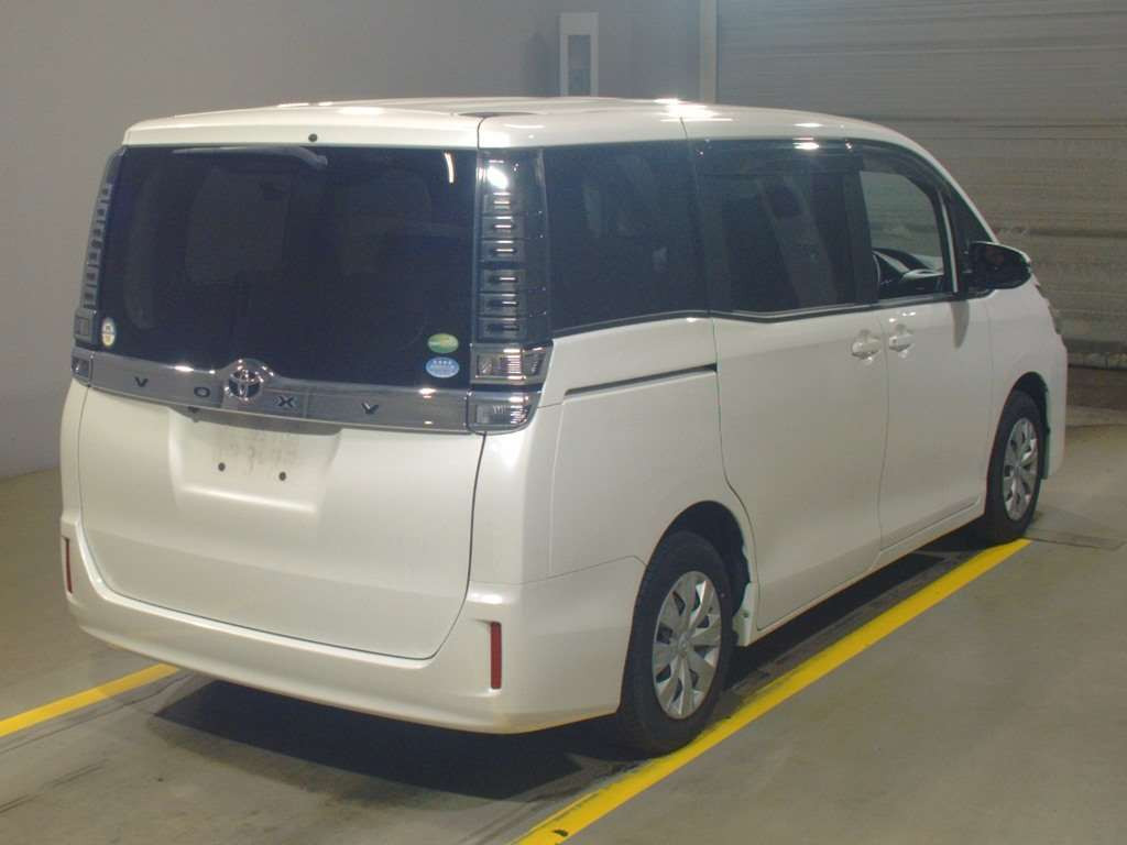 2019 Toyota Voxy ZRR80G[1]