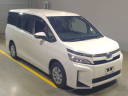 2019 Toyota Voxy