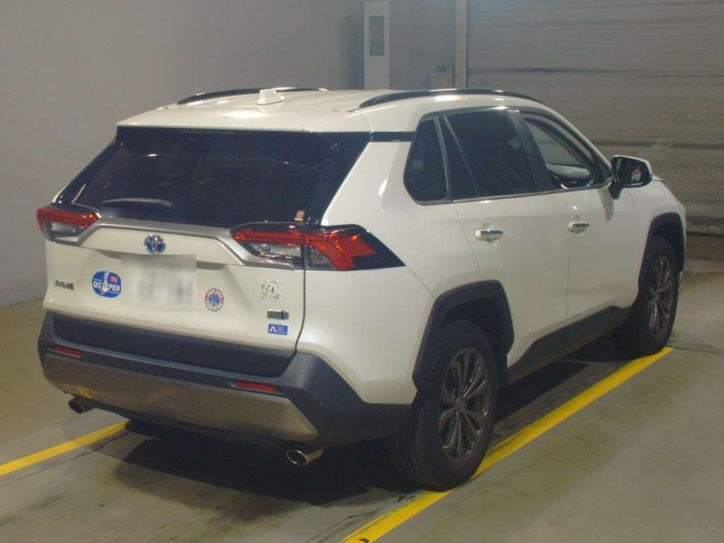 2022 Toyota RAV4 AXAH54[1]