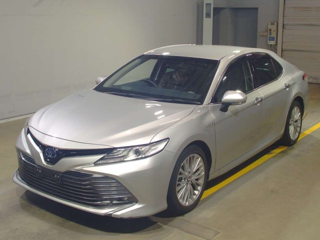 2017 Toyota Camry AXVH70[0]