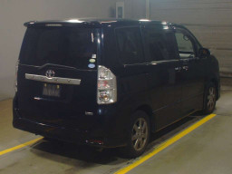 2009 Toyota Voxy