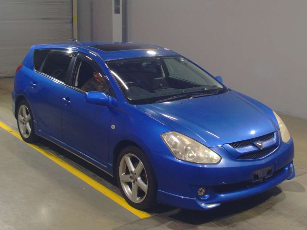 2004 Toyota Caldina AZT241W[2]