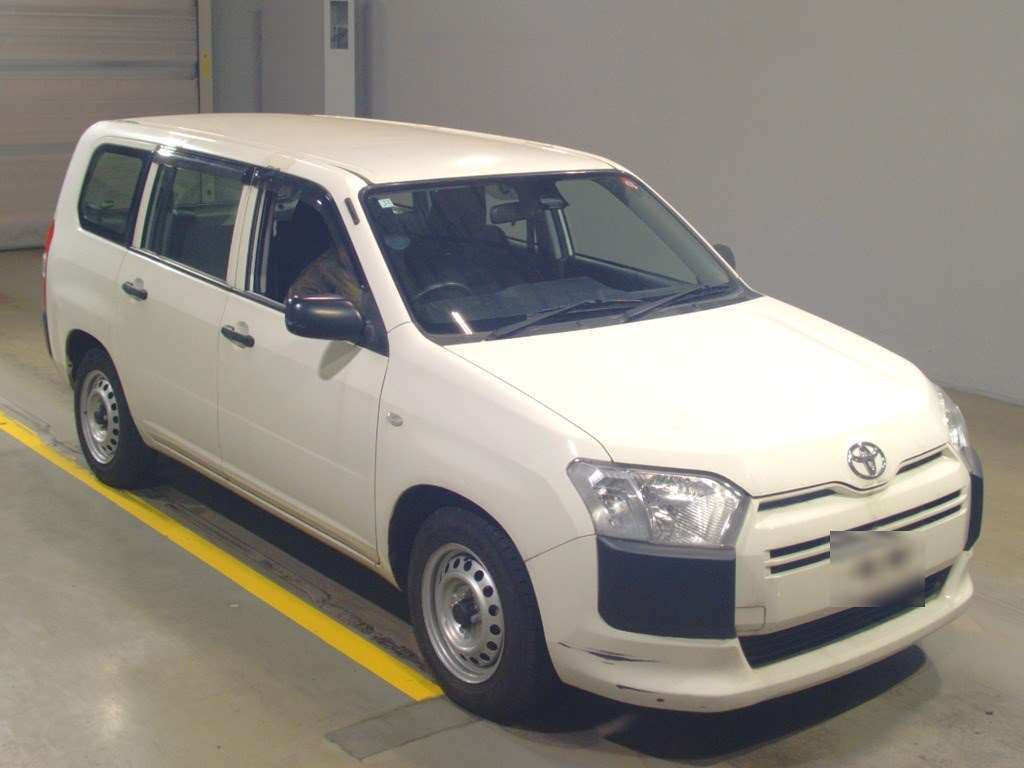 2018 Toyota Succeed NCP160V[2]