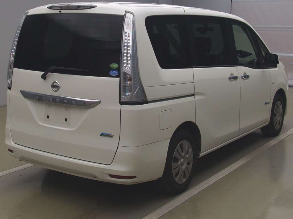 2013 Nissan Serena HC26[1]