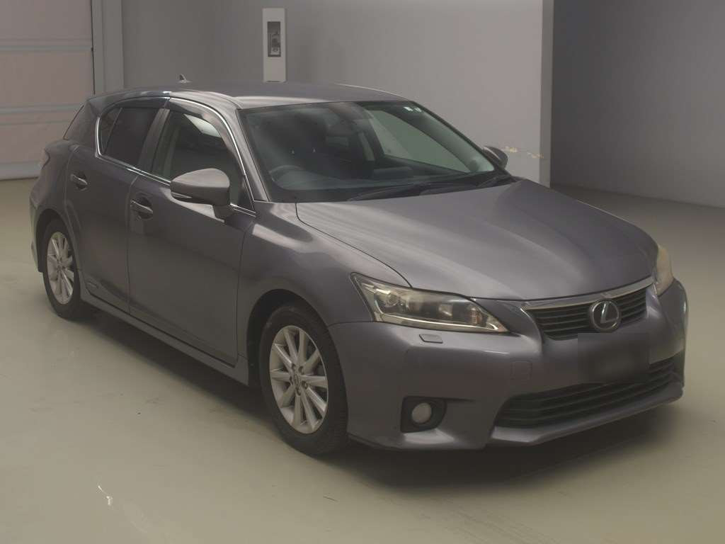 2012 Lexus CT ZWA10[2]