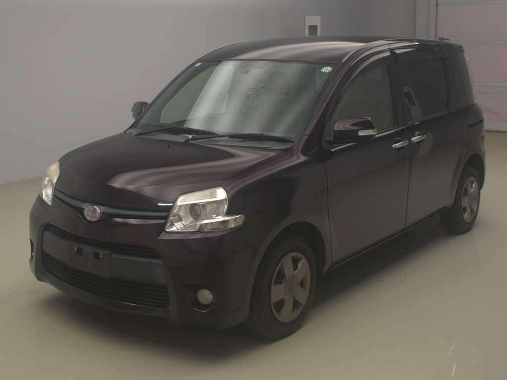 2014 Toyota Sienta NCP81G[0]