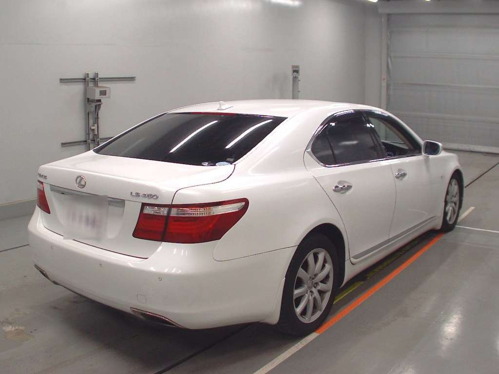 2007 Lexus LS USF40[1]