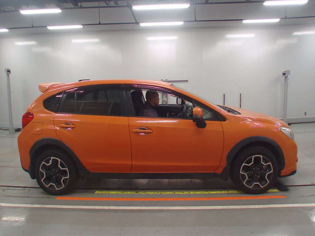 2013 Subaru XV GP7[2]