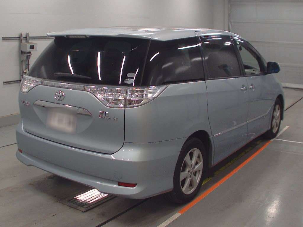 2011 Toyota Estima Hybrid AHR20W[1]