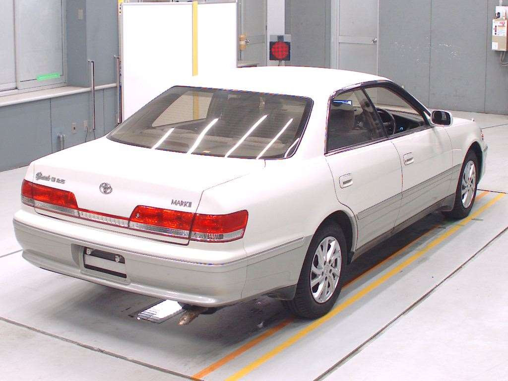 1999 Toyota Mark II JZX100[1]