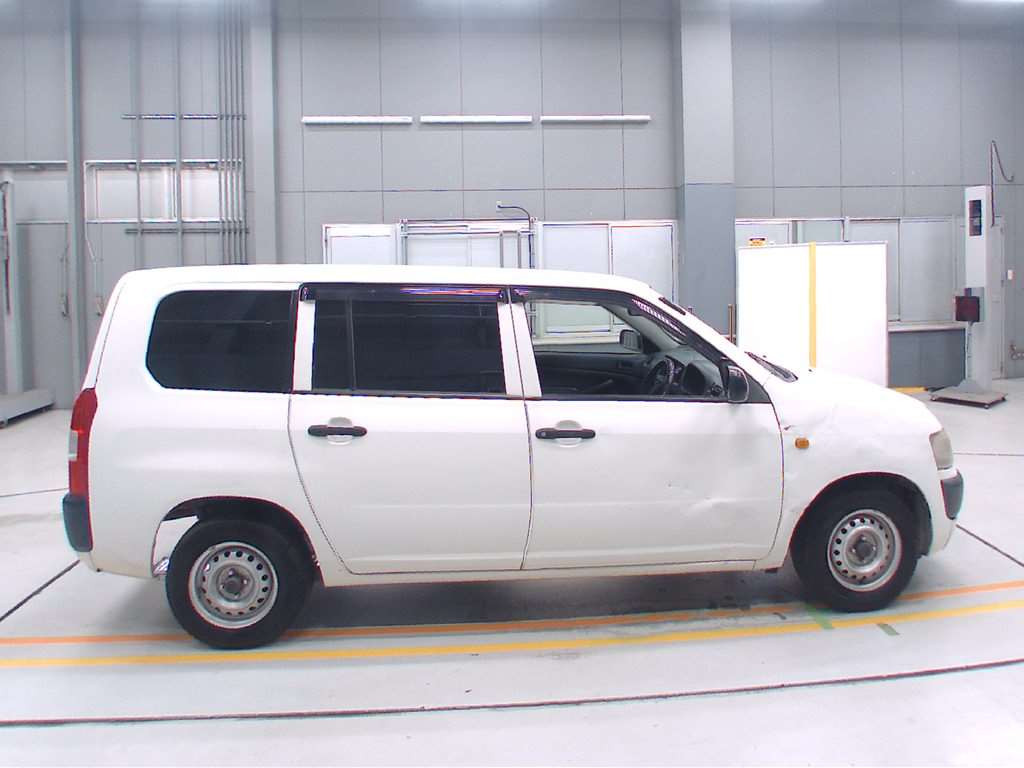 2013 Toyota Probox Van NCP51V[2]