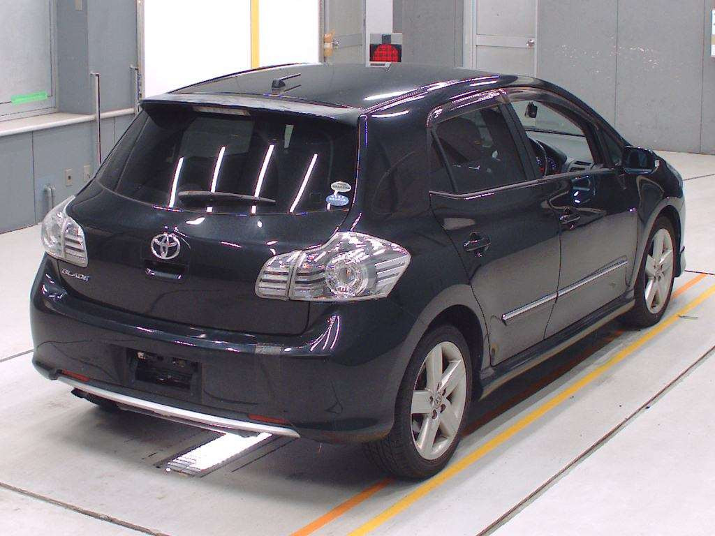 2010 Toyota Blade AZE156H[1]