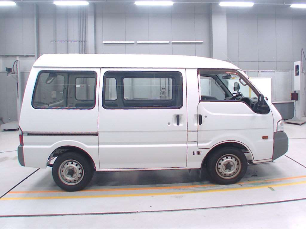 2014 Mazda Bongo Van SKP2V[2]