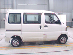 2004 Nissan Clipper Van