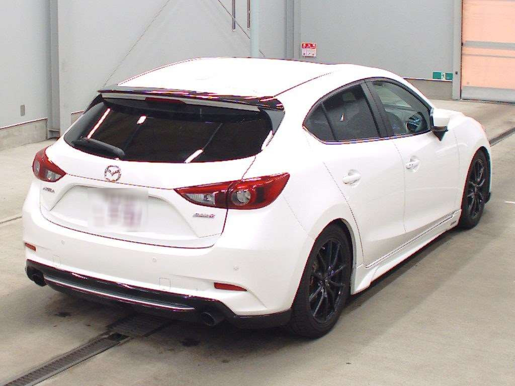 2018 Mazda Axela Sport BM2FS[1]