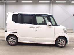 2013 Honda N-BOX CUSTOM